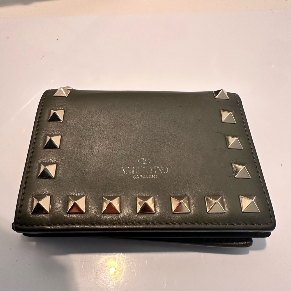 Authentic Valentino Small Rockstud Calfskin Wallet